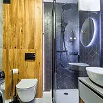 شقة Z Basenem I Saunami Stone Hill Ii Vip Centrum By Royal Aparts شكلارسكا بوريبا