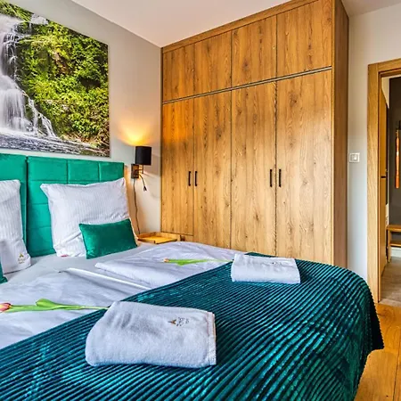 Z Basenem I Saunami Stone Hill Ii Vip Centrum By Royal Aparts Apartamento