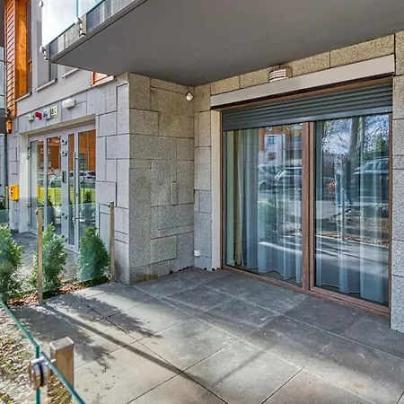 Z Basenem I Saunami Stone Hill Ii Vip Centrum By Royal Aparts Sklářská Poruba