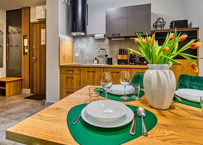 Z Basenem I Saunami Stone Hill Ii Vip Centrum By Royal Aparts Apartmán *