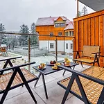 Daire Z Basenem I Saunami Stone Hill Ii Vip Centrum By Royal Aparts Szklarska Poreba