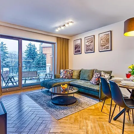 Z Basenem I Saunami Stone Hill Ii Vip Centrum By Royal Aparts Apartment *