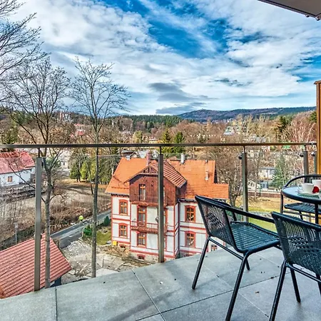 Z Basenem I Saunami Stone Hill Ii Vip Centrum By Royal Aparts Apartment Szklarska Poreba