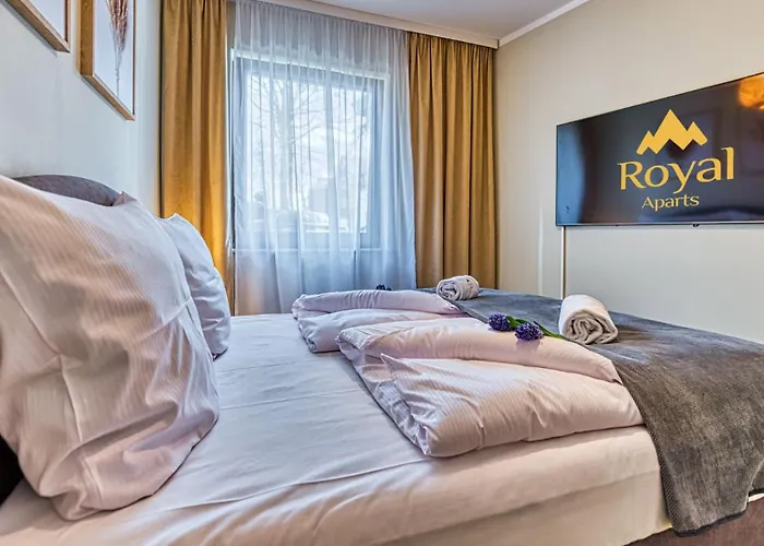 Z Basenem I Saunami Stone Hill Ii Vip Centrum By Royal Aparts *